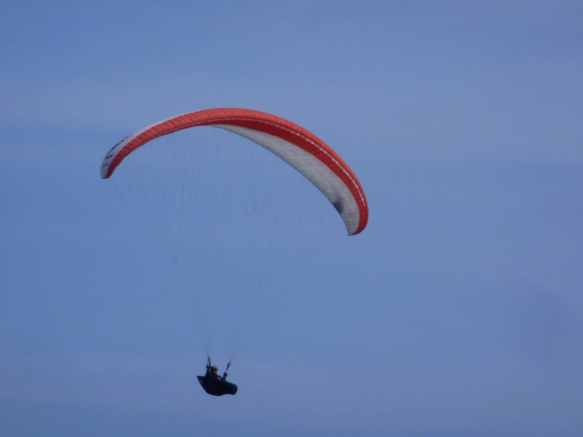Paragliding aan zee